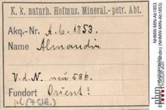 Etiketten zu Granat (Almandin) (NHMW-MIN-Ab1853)